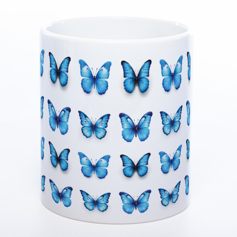 Spülmaschinenfeste Tasse mit vielen blauen Schmetterlingen - Kaffeetasse
