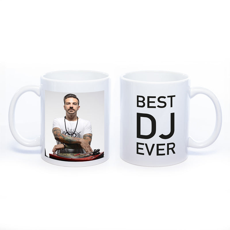 Tasse weiß mit Foto link und Text "Best DJ ever" rechts